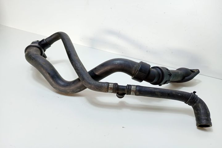 Furtun apa  8d0121049g Volkswagen VW Passat B5