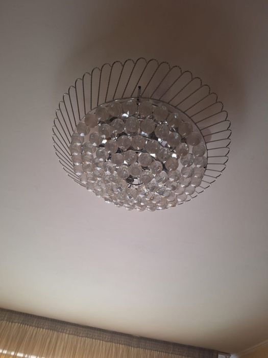 Люстра богатая!!!