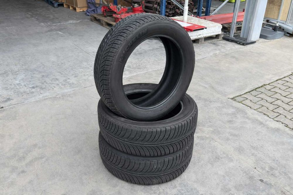 Зимни гуми Michelin Pilot Alpin 5 SUV - 235/55/R19 (105V) УПОТРЕБЯВАНИ