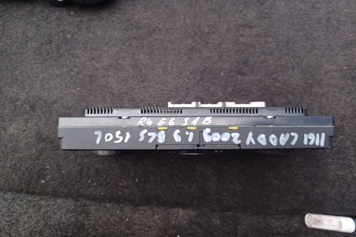 Comanda AC 1K0907044CT 5HB010106 1K0907044CT 5HB010106 Volkswagen VW