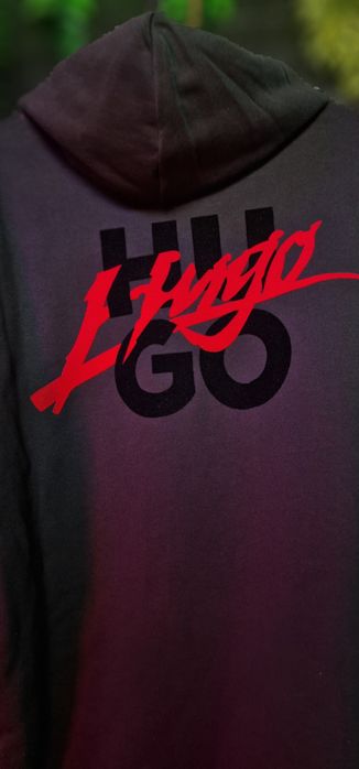 Bluzon Hugo Outlet - 50 % Discount