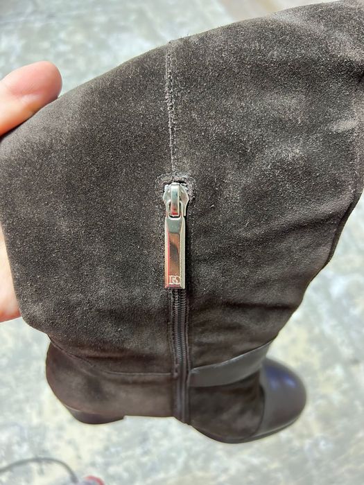 Продам зимние натуральные сапоги