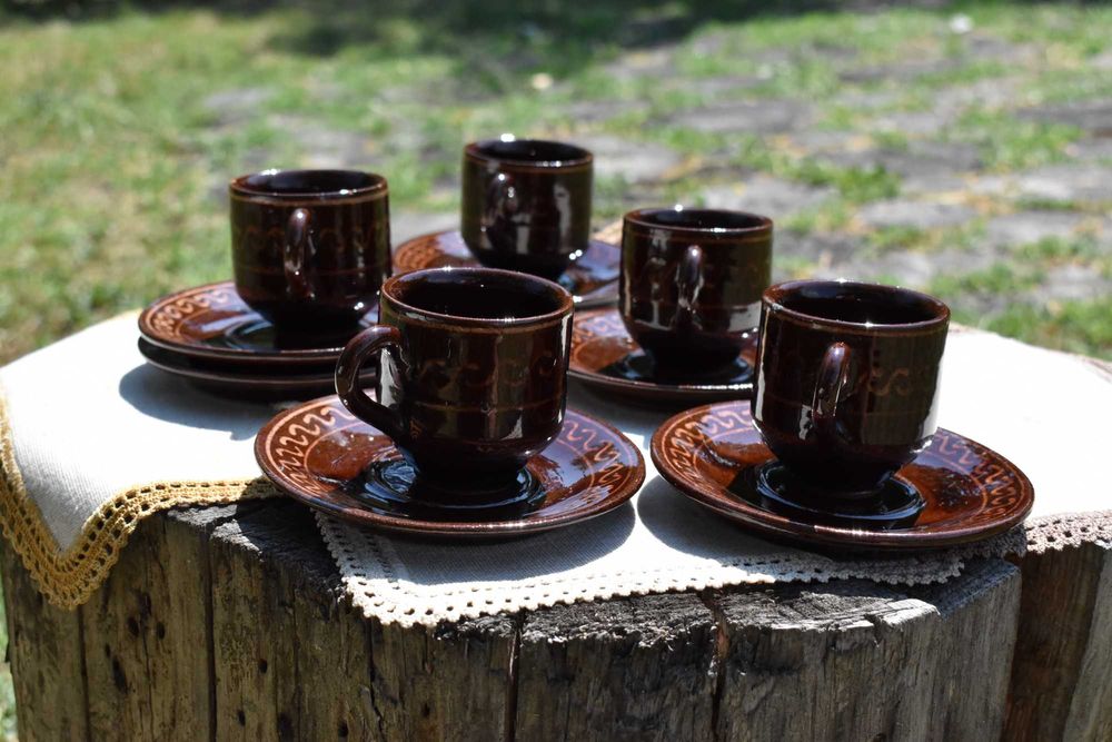 Стар керамичен сервиз от 11части