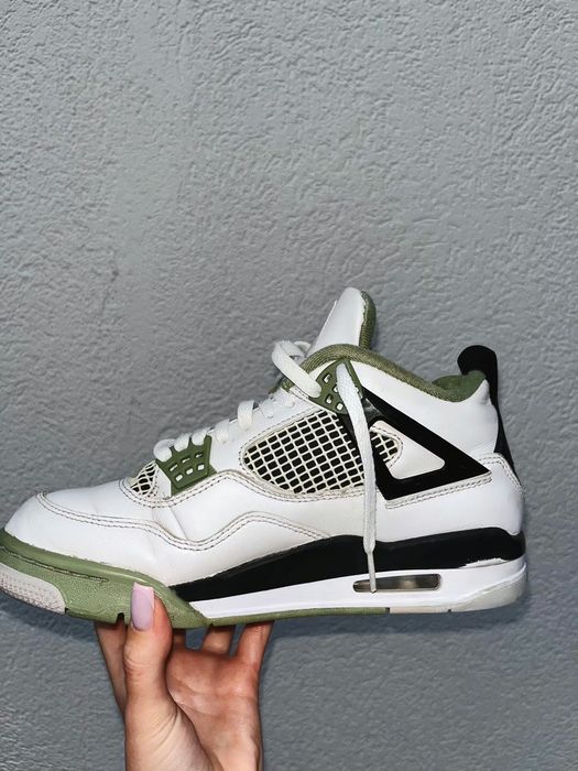 Jordan 4 Retro Seafoam