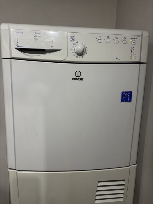 Сушилня Indesit IDCA 835 за части