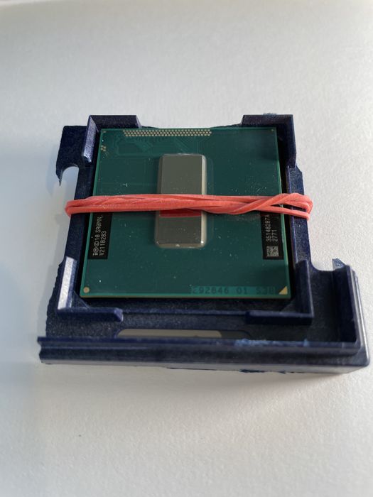 продавам Intel Core i7-3610QM