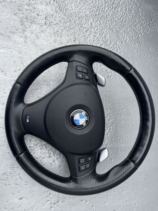 Волан с пера БМВ Е90/ Е91/ Е92 (volan bmw e90)