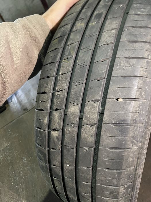 Продам комплект летних шин