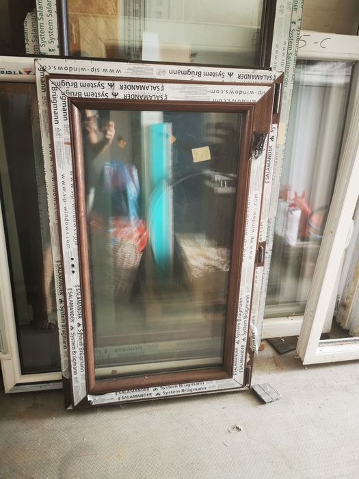 Vând  geam termopan Salamander Maro/Moraiche