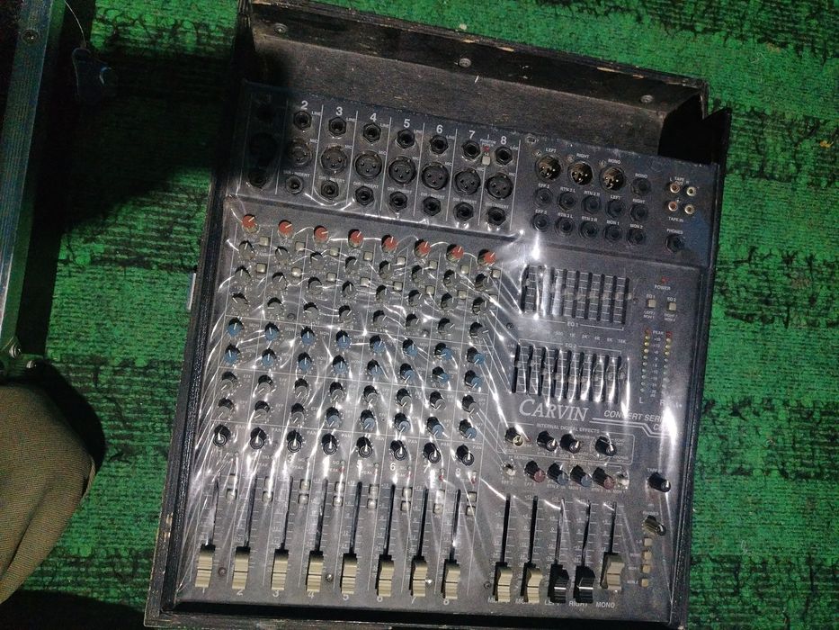 Carvin pult sotiladi xolati yaxshi ishlashi yaxshi