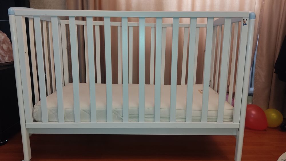 Продам детскую кровать, манеж