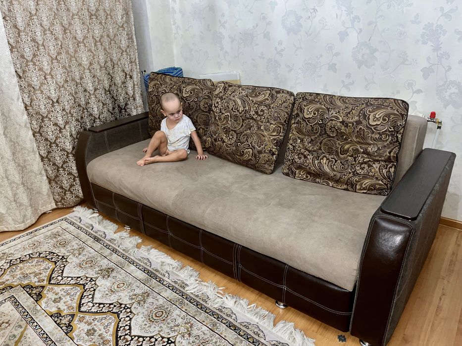 Продам диван раскладной тик так, длина 230 см, спальное место 190х140