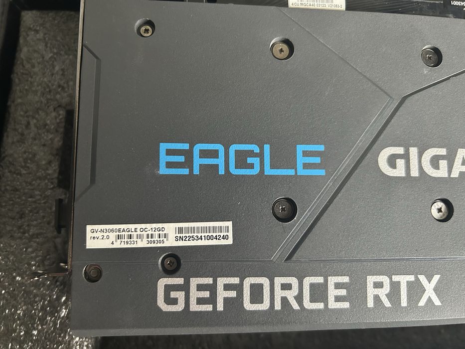 Vand placa video NVIDIA RTX 3060 EAGLE