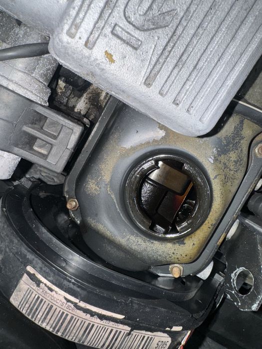 Ауди С4-А6 2.3 матор