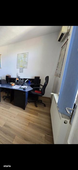Apartament 2 camere, B-dul Revoluției, etaj 2
