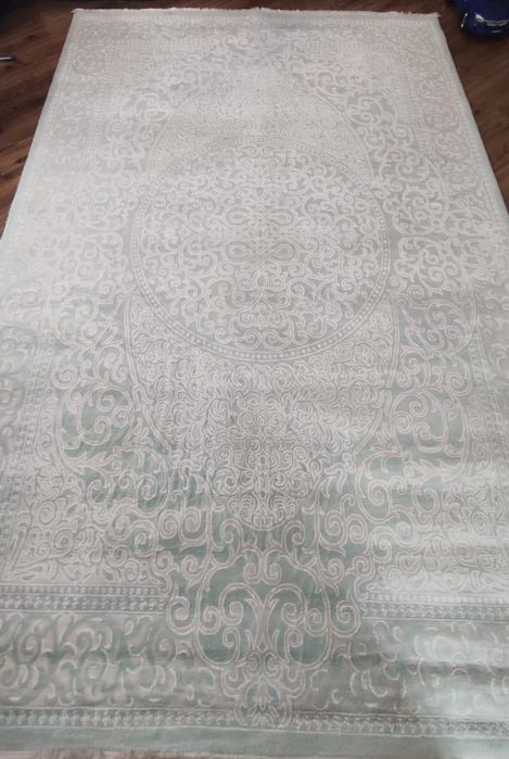 Продам турецкий ковёр.