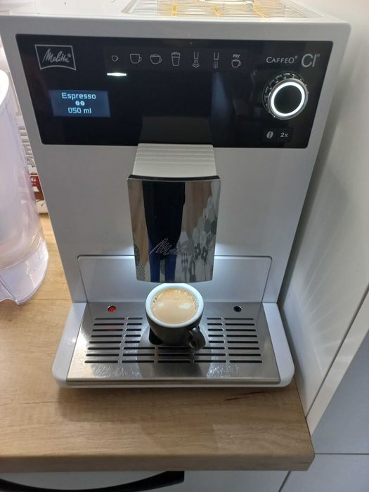 Продавам кафемашина Melitta Caffeo CL