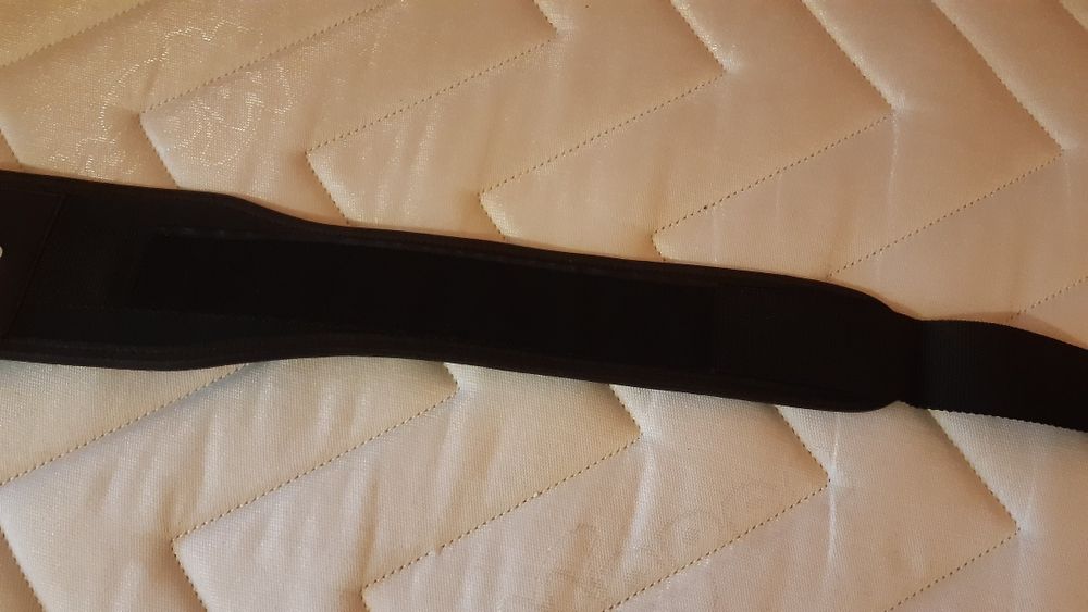 Колан за вдигане на тежести