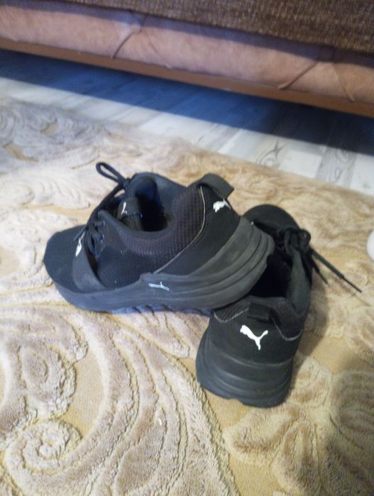 Vând papuci noi purtați de câteva ori urgent!!doar azi sunt din Onești