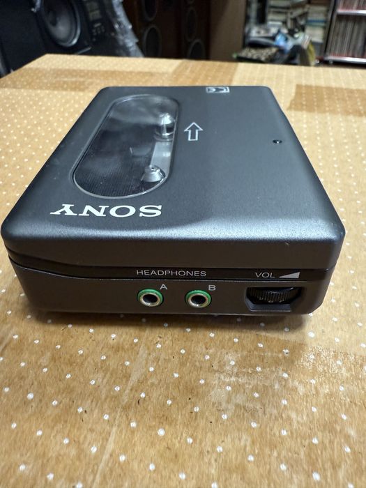 Sony Walkman DD33 кассетный плеер