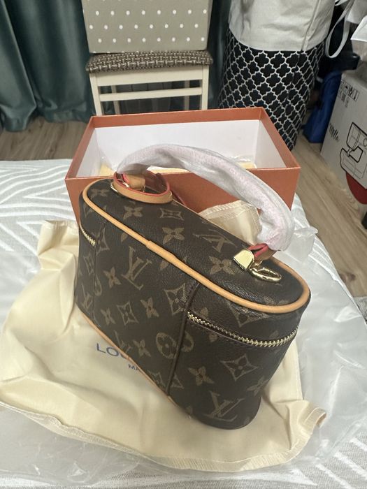 Продам сумку в упаковке, в красивом цвете