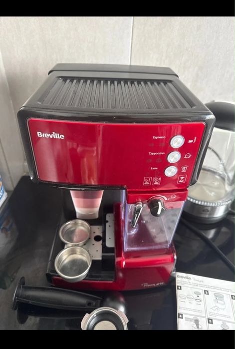 Espressor Breville Prima Latte rosu ca nou cu accesorii