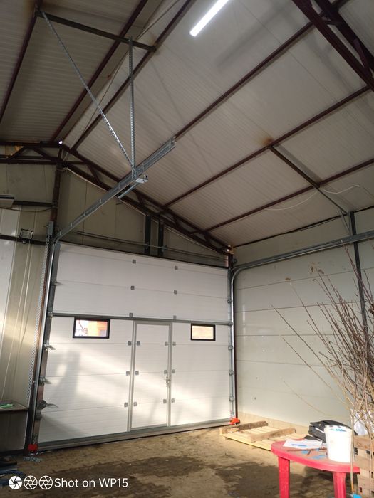 Usa de Garaj * Alb Lis , Antracit Mat