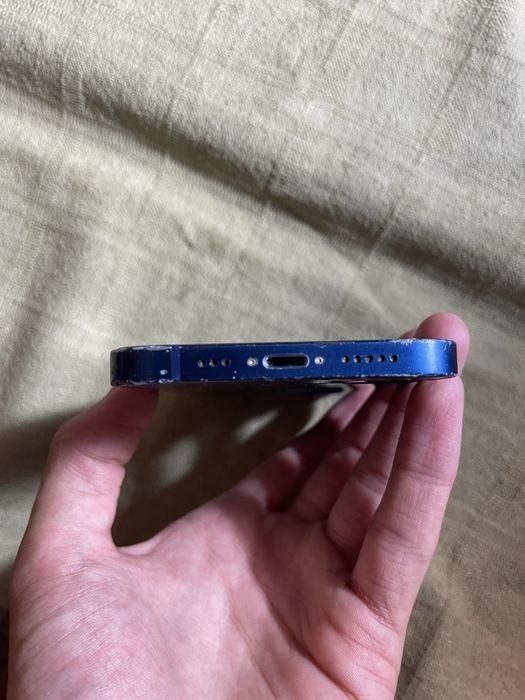 Iphone 12 color Blue