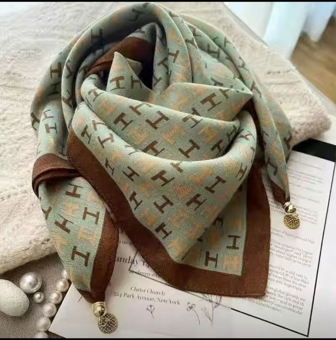 Платок на магните на весну