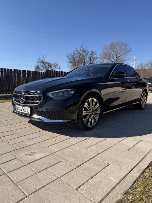 Mercedes Benz E class 220 D 4 matic