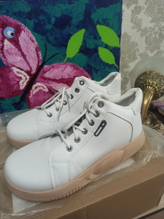 Полуботинки женские