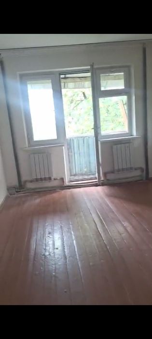 2-ком 4эт  из 4эт доме  ост Кристал