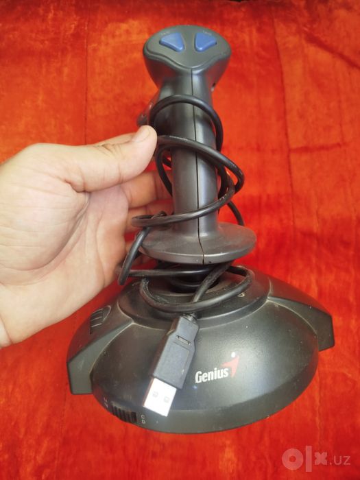 Kompyuter + 1 tb hard + blok pitaniya va jostik