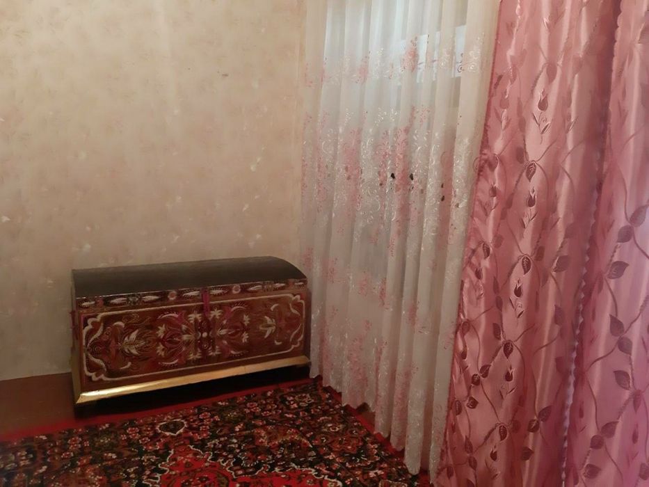 Срочно ховли Сотилади ёки2хонали квартирага алмашамиз. 5 сотих, 6 хона