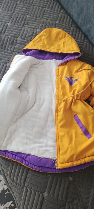 Весенняя курточка на девочку