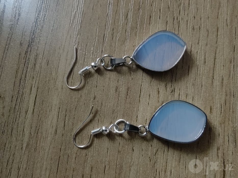 Продаются новые серьги лунный камень ручной работы