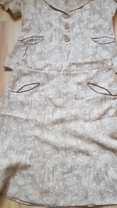 Costum dama hermosa mar 42 ca nou