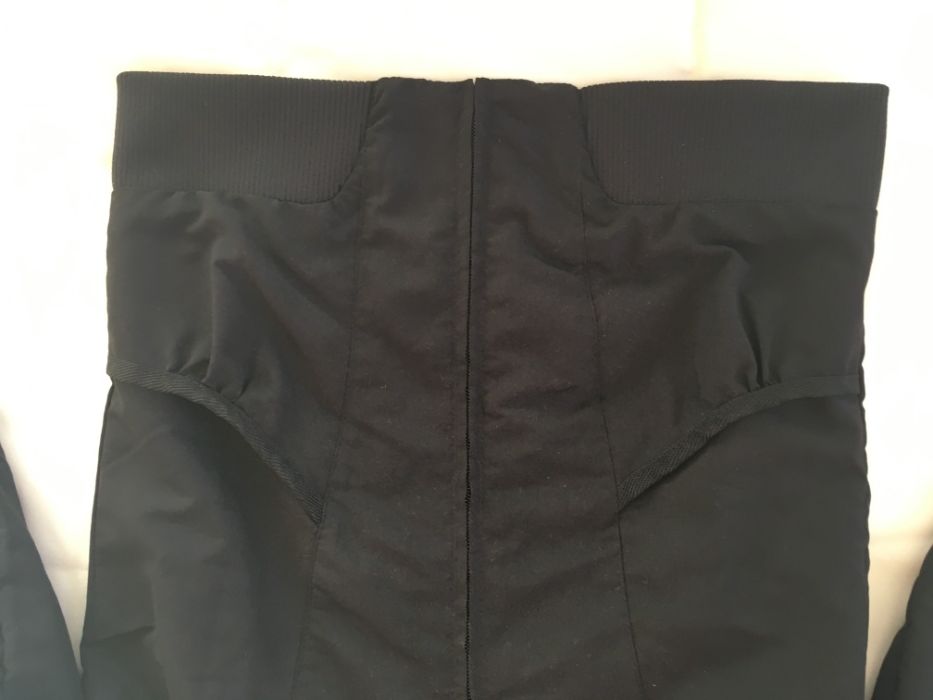 Ново с етикет REEBOK анцуг горнище горница черно оригинално