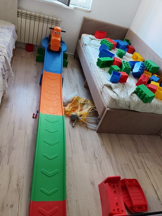 Срочно продам качелю 5 тысяч