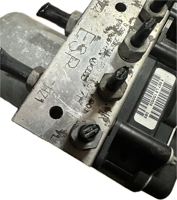 ABS модул за Абс управление Audi Q5 8R0614517H 8R0907379B