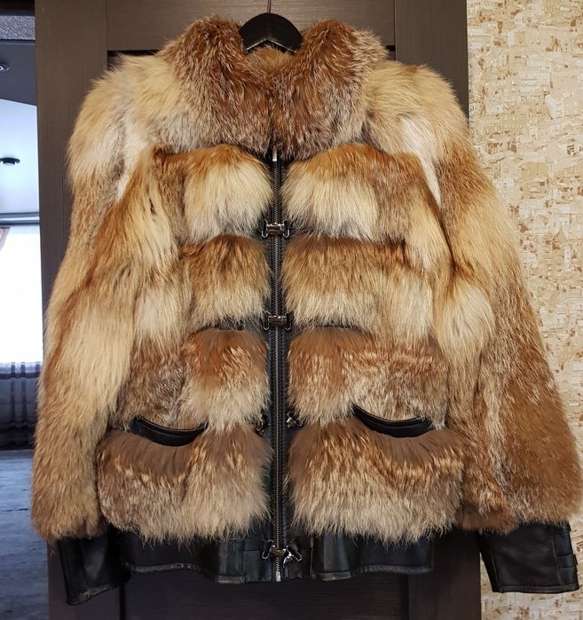 СРОЧНО продам шубку из лисы