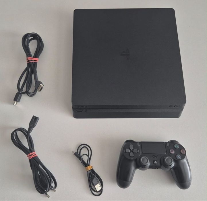 Playstation 4 Slim 1TB