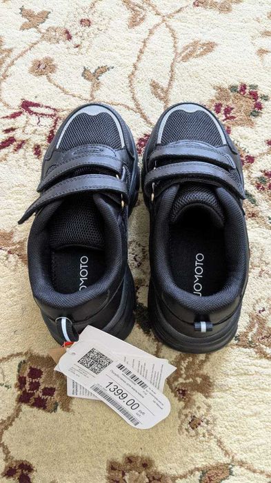 Новые кроссовки Futurino 32 размер