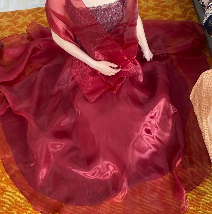 Продам платье бальное