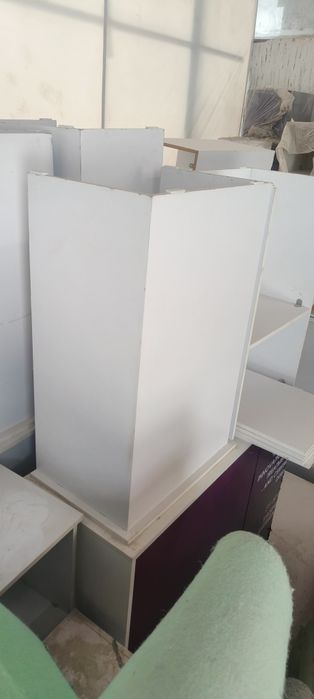 Uy jixozlari va magazin uchun