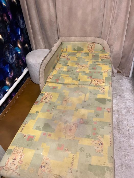 Детская кровать б/у