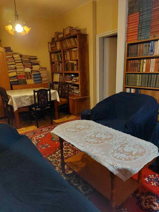 Дава се под наем Тристаен апартамент в София, Лозенец - 65 кв.м за 698.19 € - Снимка #2