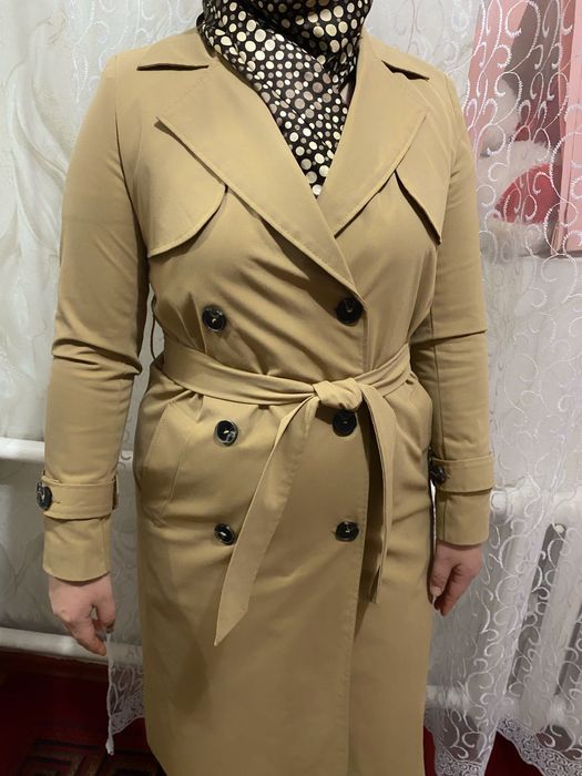 Женская тренч 42,44 размер