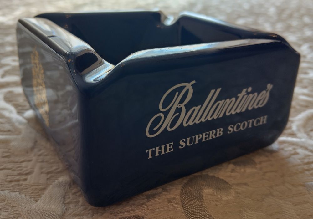 Пепелници Johnnie Walker и Балантайнс