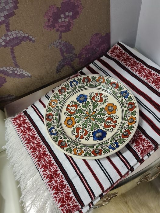 Set cadou-Decor tradițional-Farfurii pictate manual-Stergare-Romanesc